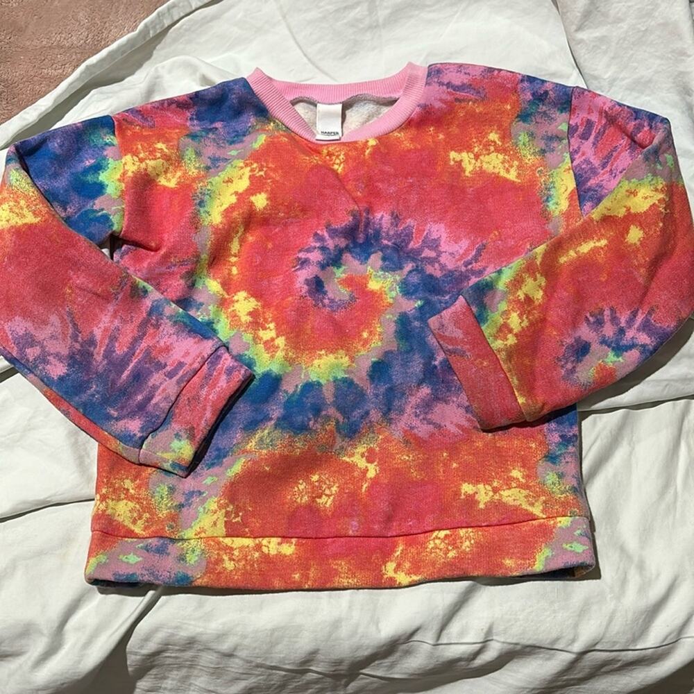 Harper Canyon 6 tie dye sweatshirt euc worn once red yellow blue pink swirl